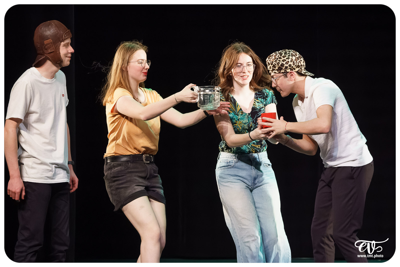 MAIS SONGEONS À RÉPÉTER S'IL VOUS PLAIT !